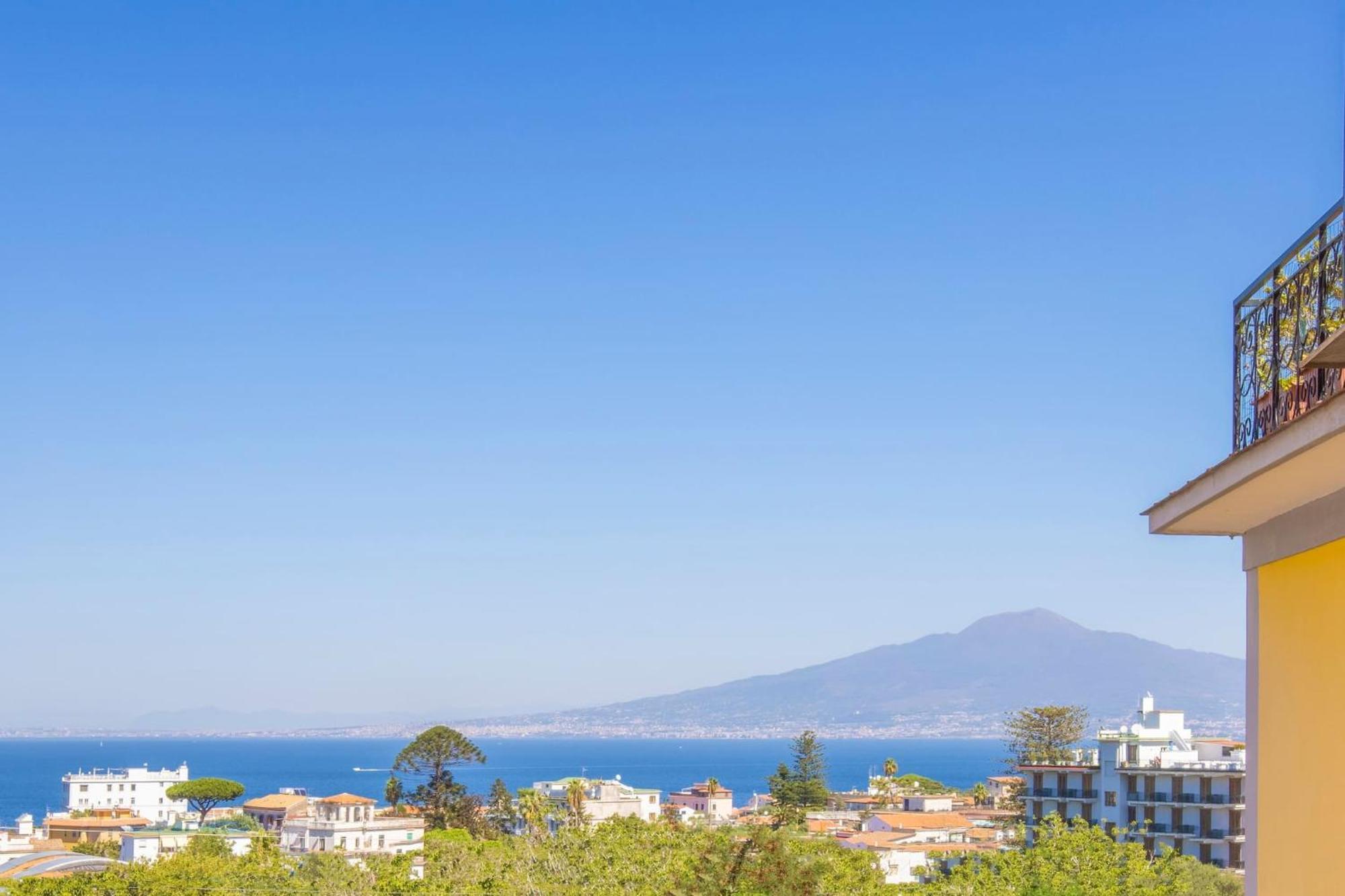 Sorrentovibes - New & Stylish Two Bedroom With Balconies Appartement