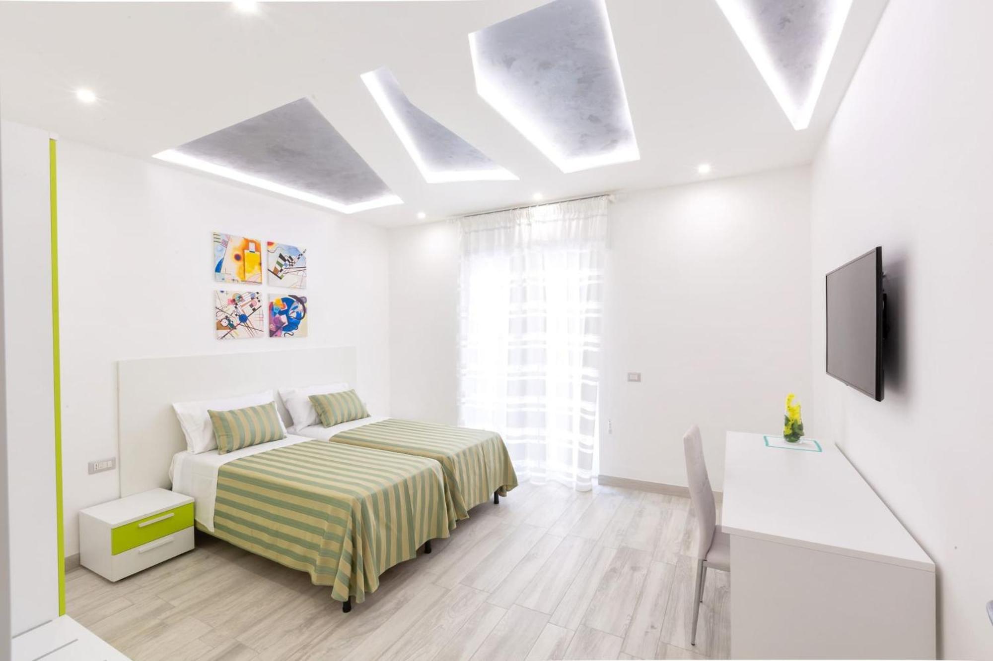Appartamento Sorrentovibes - New & Stylish Two Bedroom With Balconies Sorrento